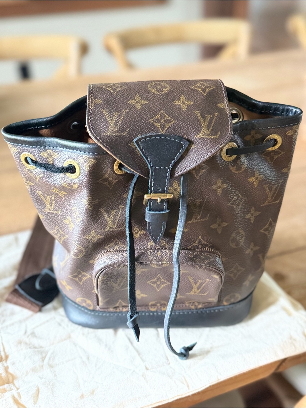 Vintage Boho Louis Vuitton Monogram Canvas MINI Draw Backpack Brown/Black NEW